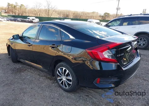 2018 Honda Civic Lx z USA, uszkodzony, nr VIN 19XFC2F54JE201215